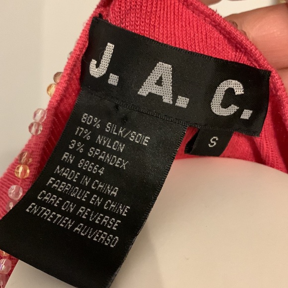 Beautiful blouse with very nice details at the front - Picture 3 of 3